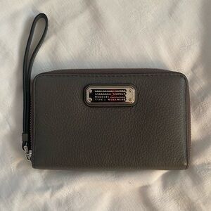 Marc Jacobs Putty Wristlet Wallet